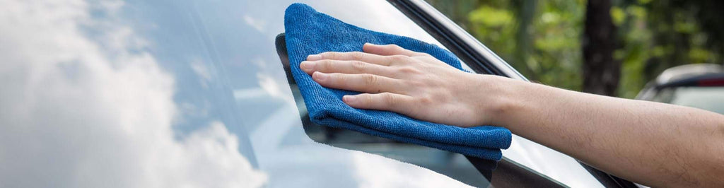 How to Clean the Car Glass: Expert Tips for a Crystal Clear Shine