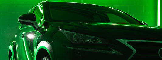 HOW TO CLEAN TINTED WINDOWS IN YOUR CAR