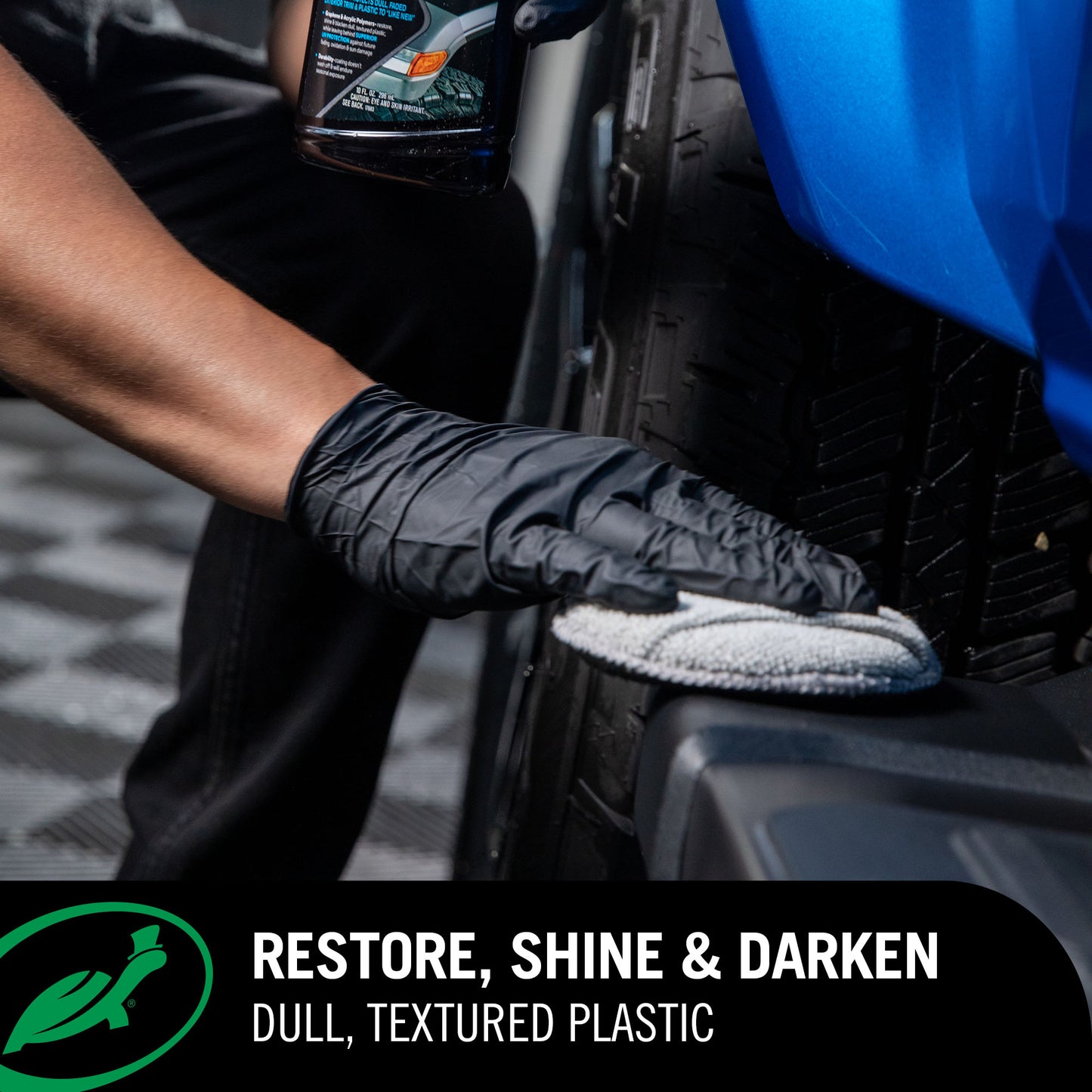 Turtle Wax Hybrid Solutions Graphene Acrylic Trim Restorer infographic outlining restore, shine and darken with a man polishing a trim.